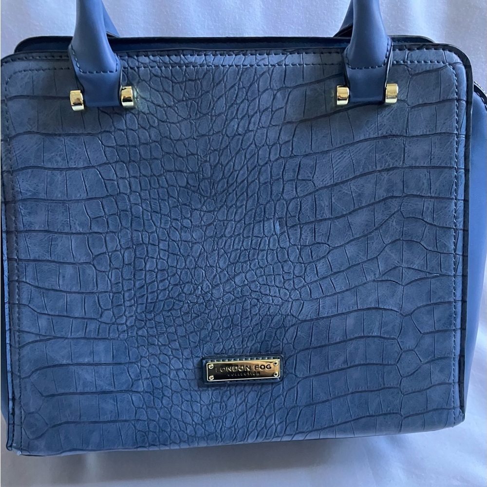 VINTAGE London Fog Blue Croc-Embossed Bag with Crossbody Strap NWOT - Picture 2 of 15